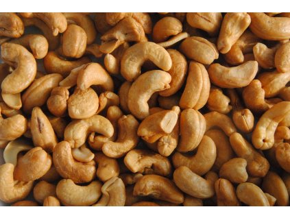 cashew cores 1549580 960 720