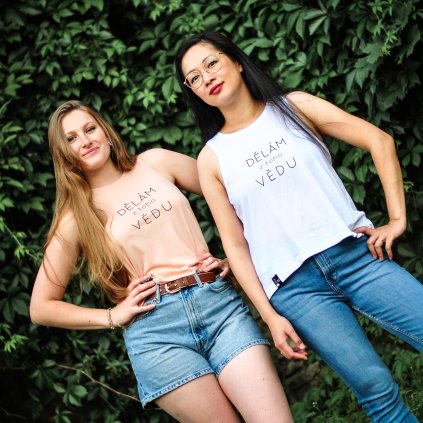 Dámské tílko DĚLÁM z toho VĚDU (Barva Broskvová, Velikost XL)