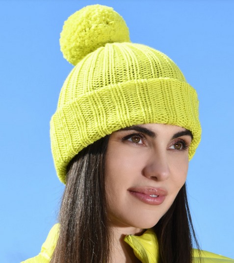 Krásne farebné a teplučké čiapky