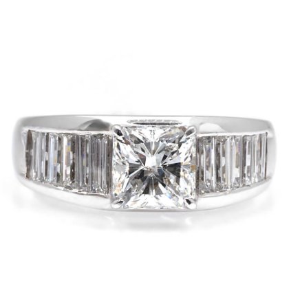 Prsten z bílého zlata s hranatými diamanty 0,85ct
