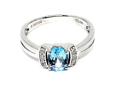 Prsten s blue topazem a diamanty bílé zlato vel.53 Velikost a váha prstenu: 53