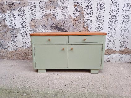 Commode with a Facelift