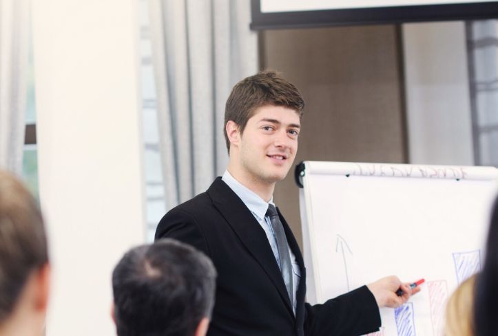 Jak by měla vypadat dokonalá obchodní prezentace: Klíčové kroky a pomůcky