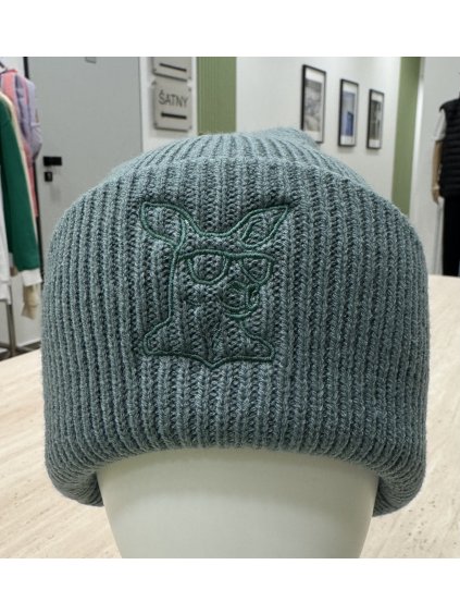 Čepice zelená - výšivka klokan