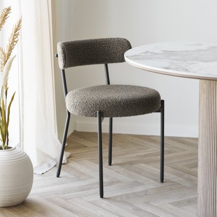 JEDÁLENSKÁ STOLIČKA BADALONA