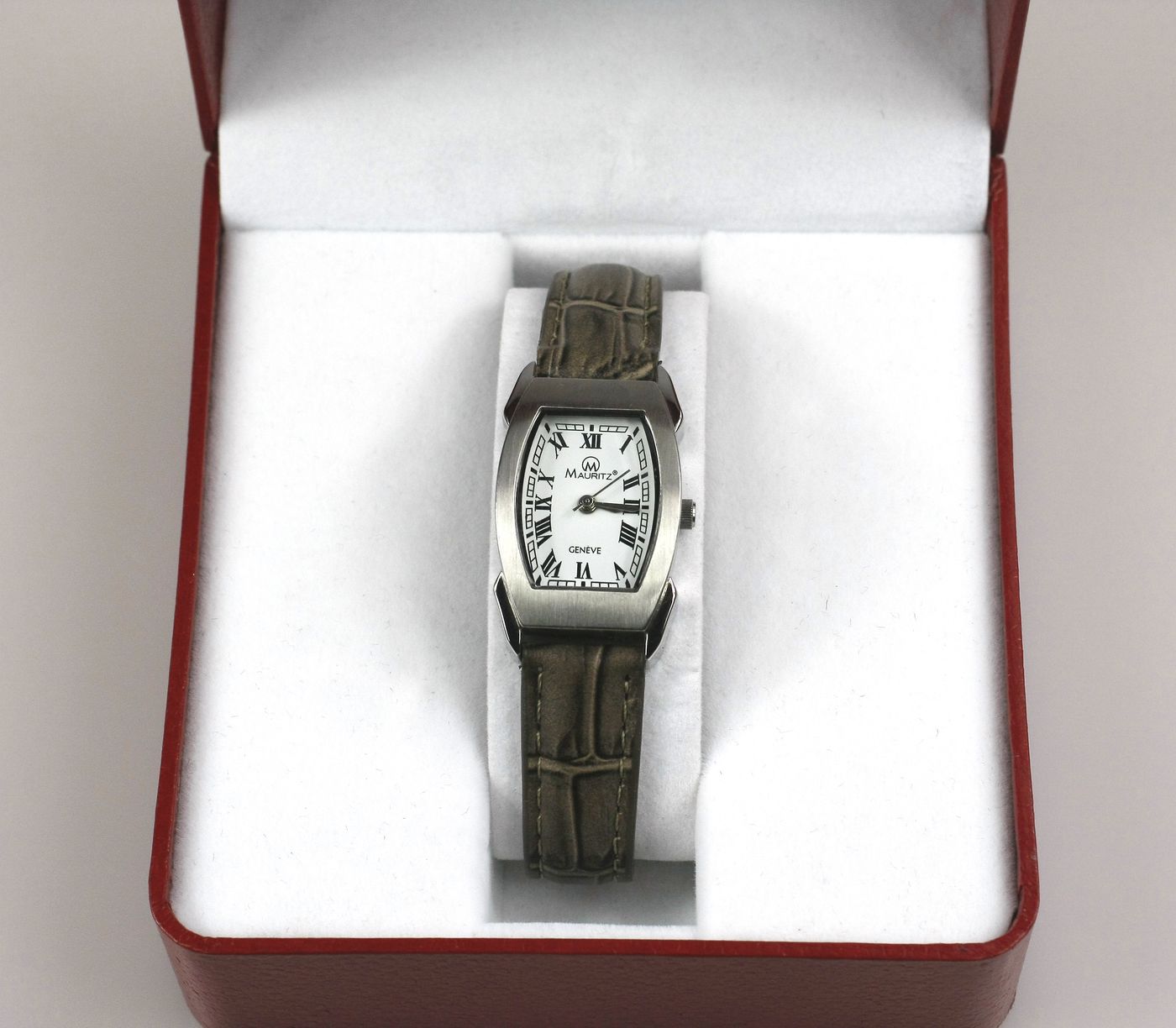 Dámské hodinky Mauritz Genéve RS0204, cartier 0,18 Kg GIGA Sklad5 RS0204