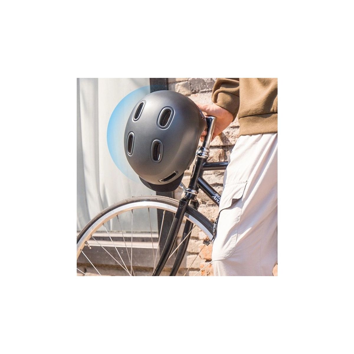 Helma RAZIER IRONBALL SKATE námořnická modrá, S-M 54-57cm 0,45Kg GIGA Sklad 5 38171