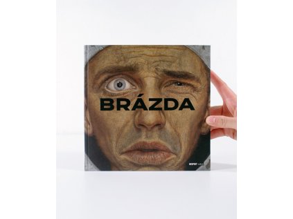 2249 3 brazda obluda ceka obluda ma cas
