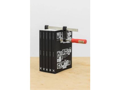 Vychýlit směr – Tomáš Knoflíček, Kateřina Štroblová