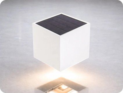 LED-Solarwandleuchte mit PIR-Sensor, 9 W, 800 lm, CCT, IP65, weiß
