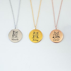 Nahrdelnik s kockou a vlastnim textem