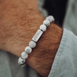 Pánský náramek s textem a s korálky z lávových kamenů HOWLIT 2