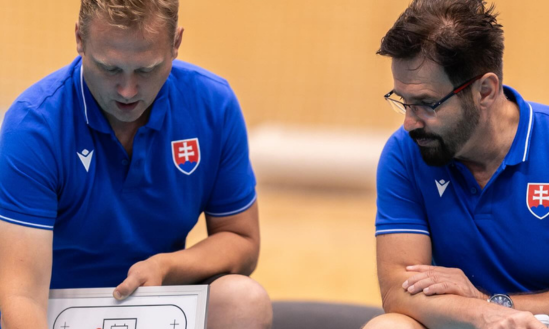 Slovenští florbalisté v novém: Oblékli Macron na 4 roky