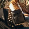 Nuna essential bag caviar