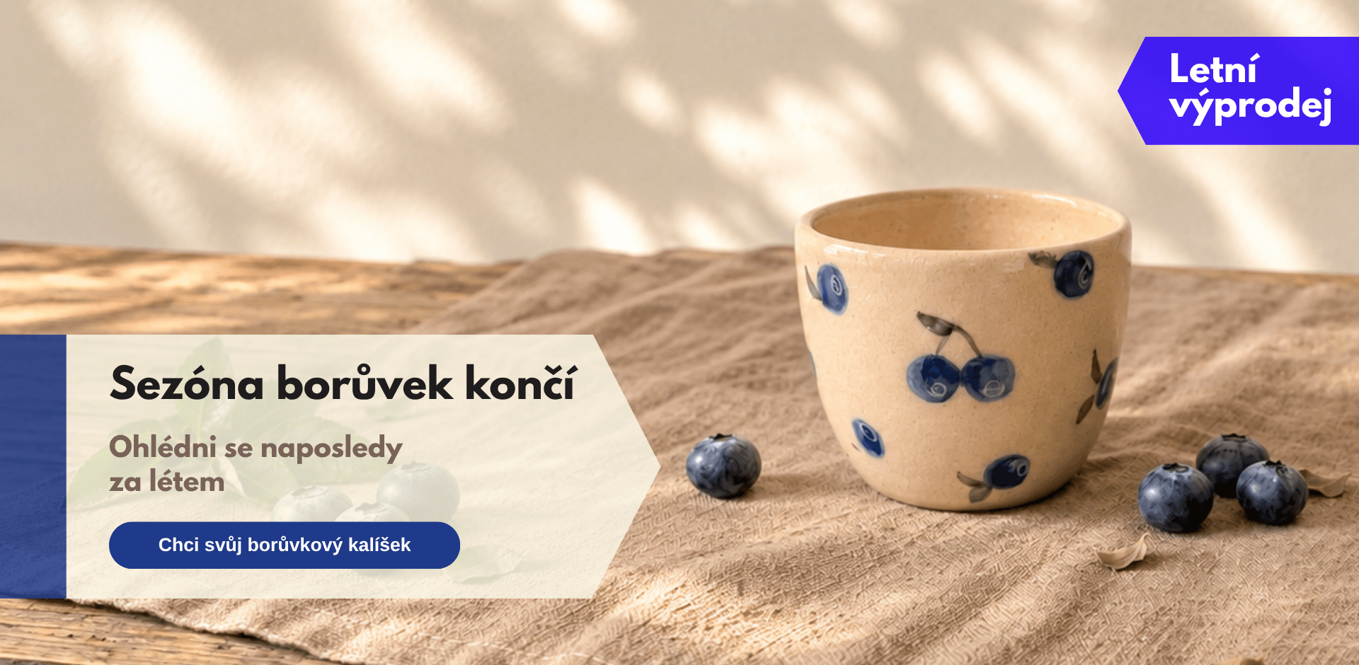 kalíšek s borůvkami
