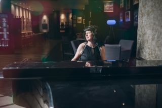 🎶 Hudební středa už zítra! 🍷 Zpestřete si večer něčím výjimečným – sklenkou skvělého vína a živou hudbou, která vám...