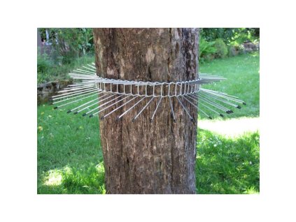 Ochrana budek a krmítek proti kočkám Schwegler