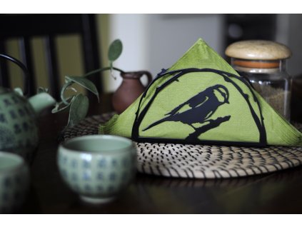 file 1573648627621 držák sýkorka černá