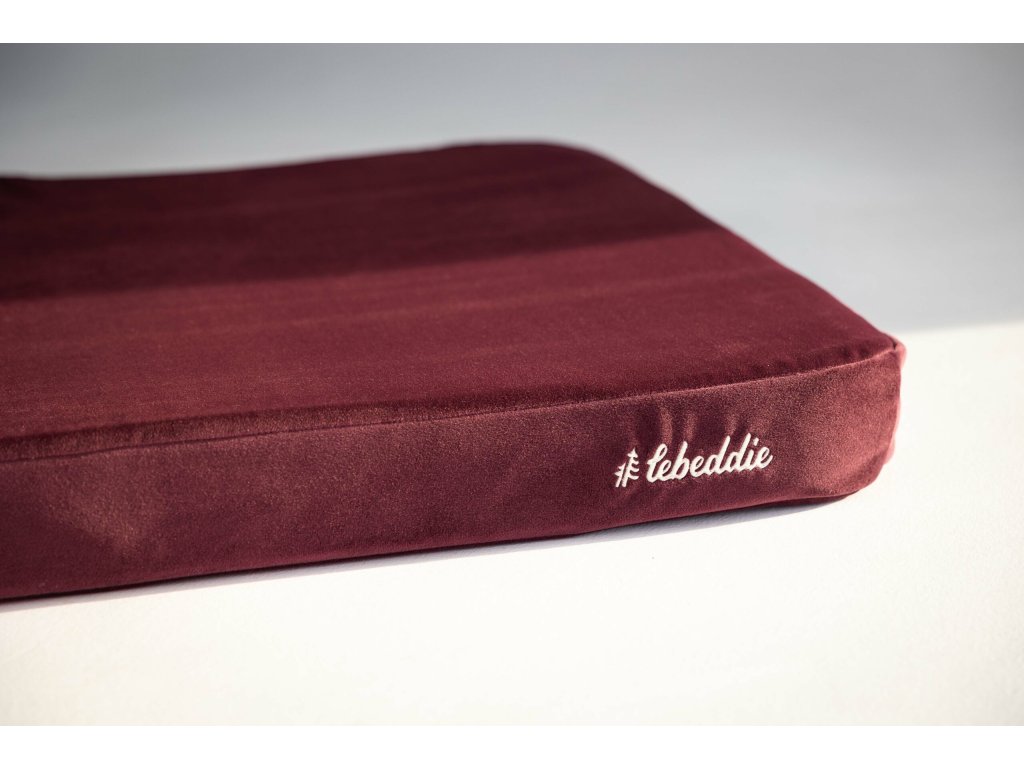 dog bed velvet wine color lebeddie S3A063dog bed velvet wine color lebeddie min scaled