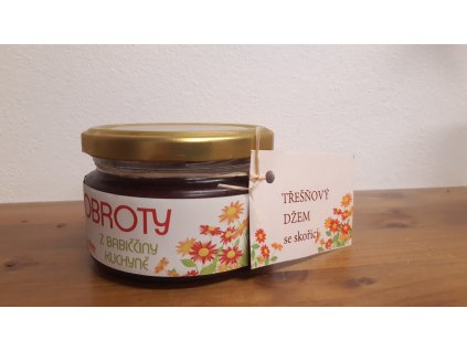 třešeň se skořicí