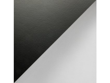 Plike Black, 330 g, 72 x 102, černý pogumovaný