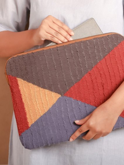 obal na laoptop - zerowaste patchwork