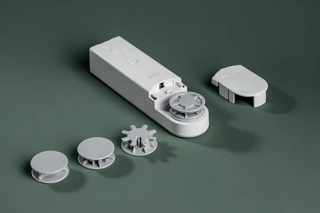 Ovládač roliet Aqara E1 s výmennými adaptérmi na guľôčkovú retiazku 3 až 6 mm