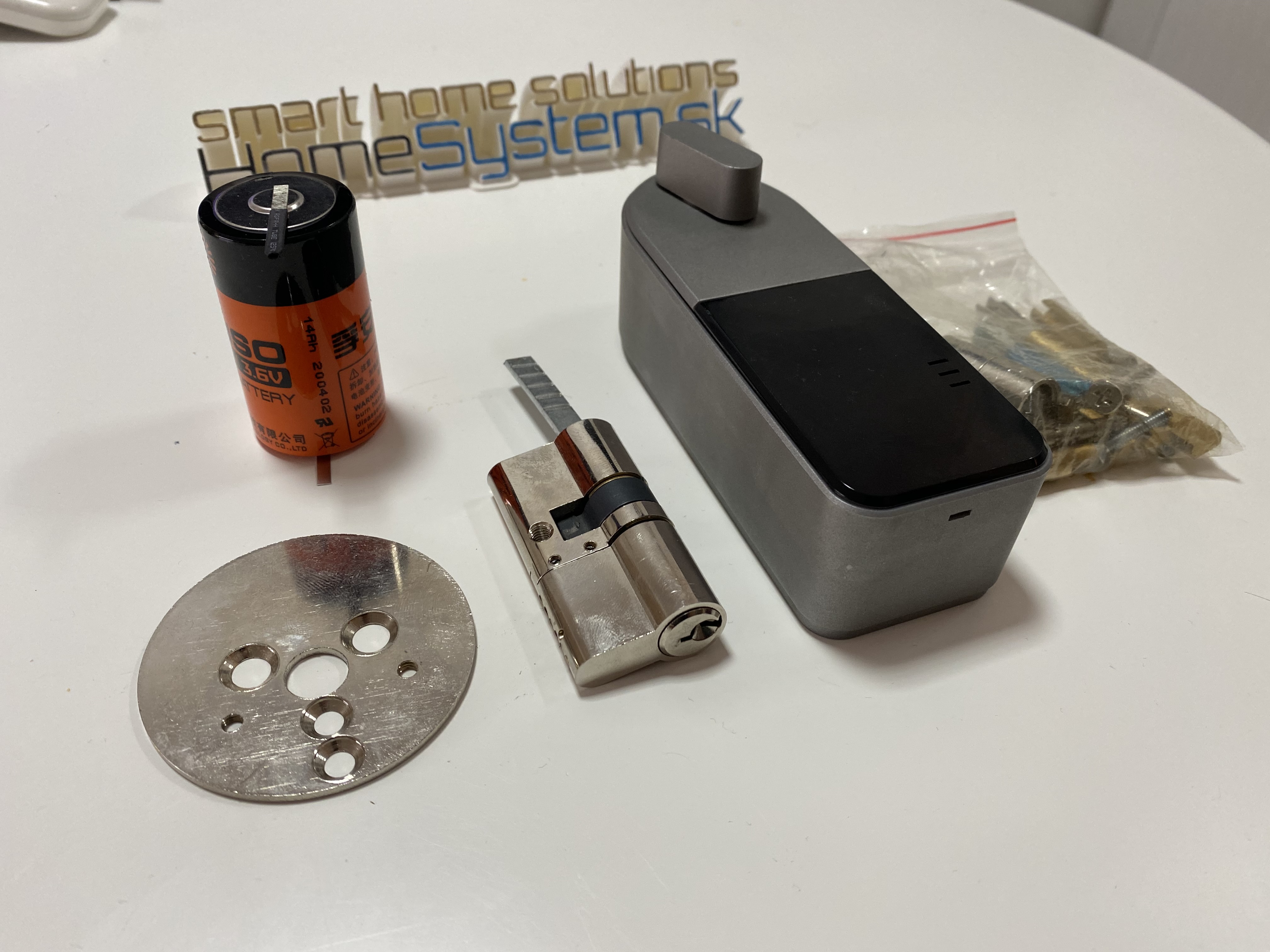 Danalock Square (Z-Wave+Bluetooth)