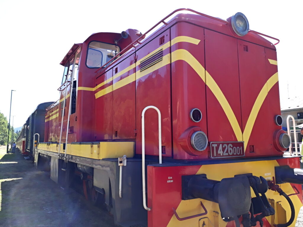 Výlet na Zubačku v Kořenově: Vlaky, které děti opravdu nadchnou