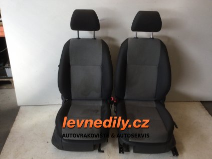 Přední sedačky Škoda Fabia II