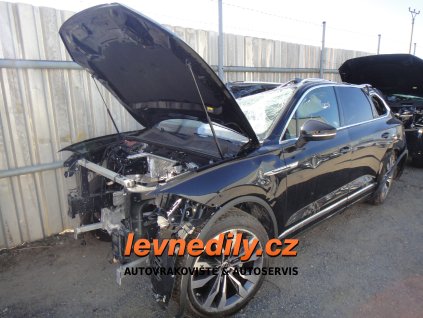 VW Touareg 2018 náhradní díly