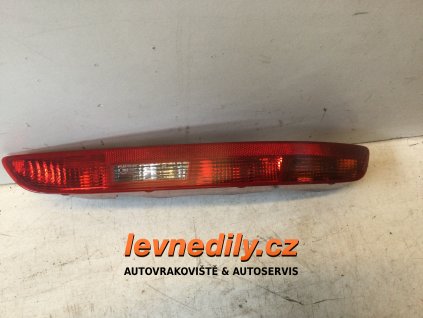 Levé zadní světlo nárazníku Audi Q3 RV 2012-2014 8U0945095