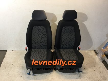 Přední sedačky Škoda Fabia I