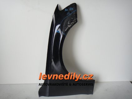Pravý přední blatník Audi A4 8K