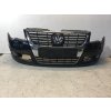 Přední nárazník VW Passat s maskou