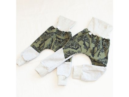 MaTáTí tepláky Chameleoni půlené světlé