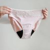 Menstruační kalhotky Sayu s krajkou, denní, vysoký pas, dvě kapky