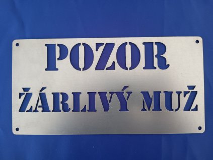 Pozor žárlivý muž