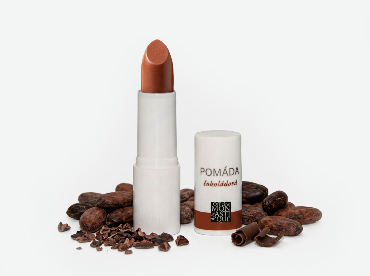 Kakaobohnen und Lippenpomade