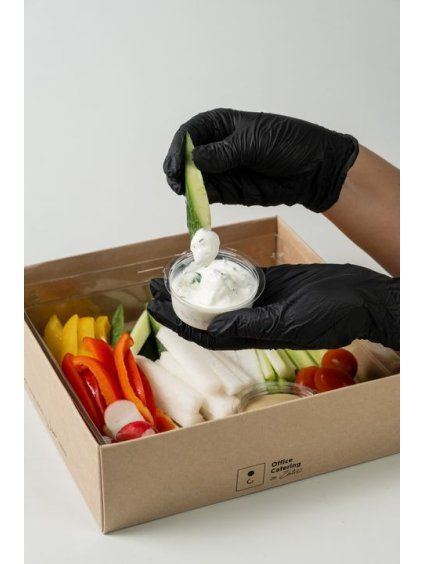 Vegetable crudités with hummus, yoghurt dip with chives
