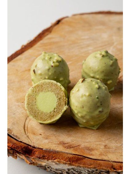 Mini pistachio sphere