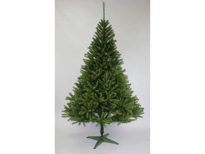 18. Skandináv műfenyő