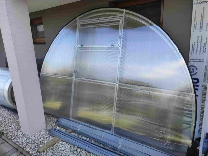 x Predmontáž čielok skleníka