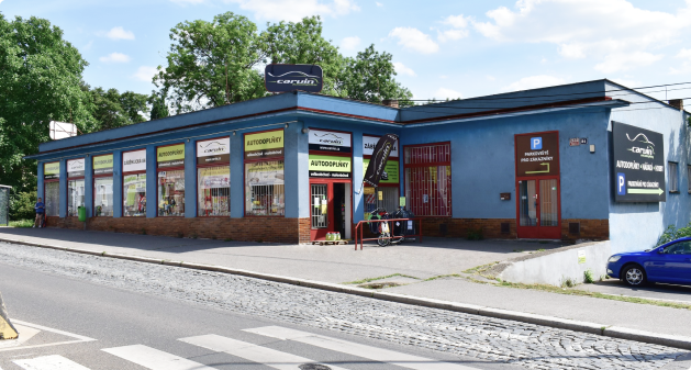 Kamenná pobočka Carvin autodoplňky