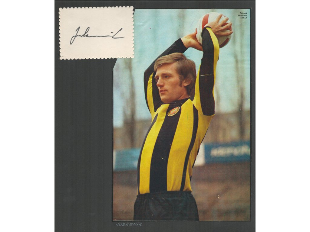Jurkemik Ladislav (1953), slovenský fotbalista a trenér, sběrat. list s vl. podpisem