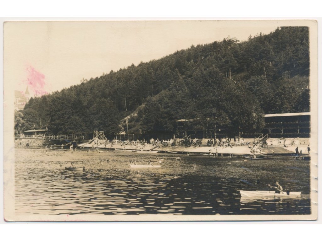 74 - Znojmo, oživené přírodní koupaliště, cca 1929
