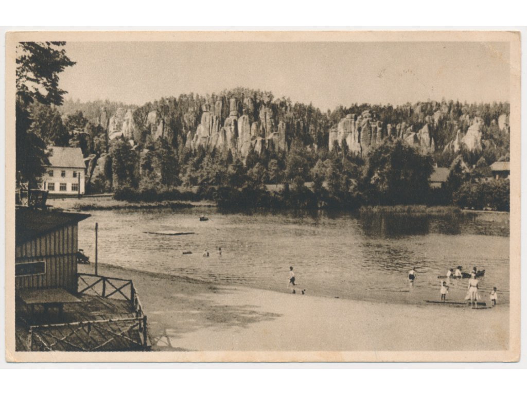 38 - Náchodsko, Adršpašské skály, oživené koupaliště, cca 1930