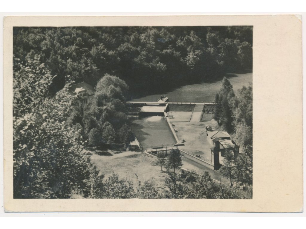 27 - Kladensko, Unhošť, Dědkův mlýn, Koupaliště, cca 1942