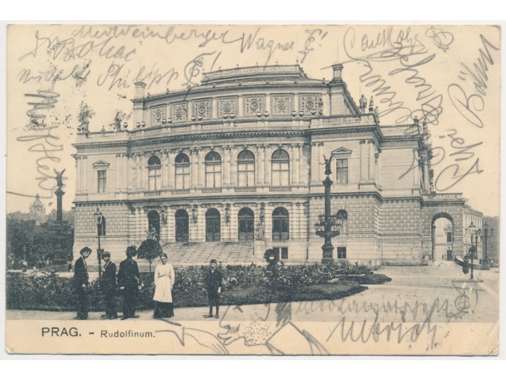 49 - Praha, oživená partie před Rudolfinem, prošlé poštou 1904