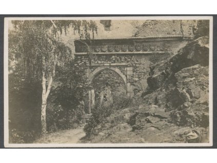 02 - Berounsko, hrad Točník, gotická brána,ca 1929